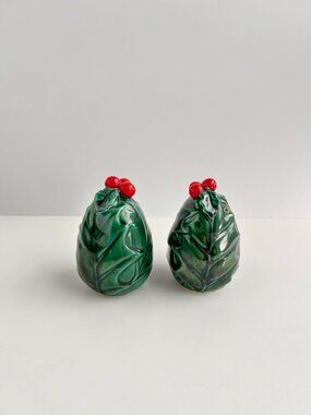 Vintage Christmas Holly Salt & Pepper Shakers